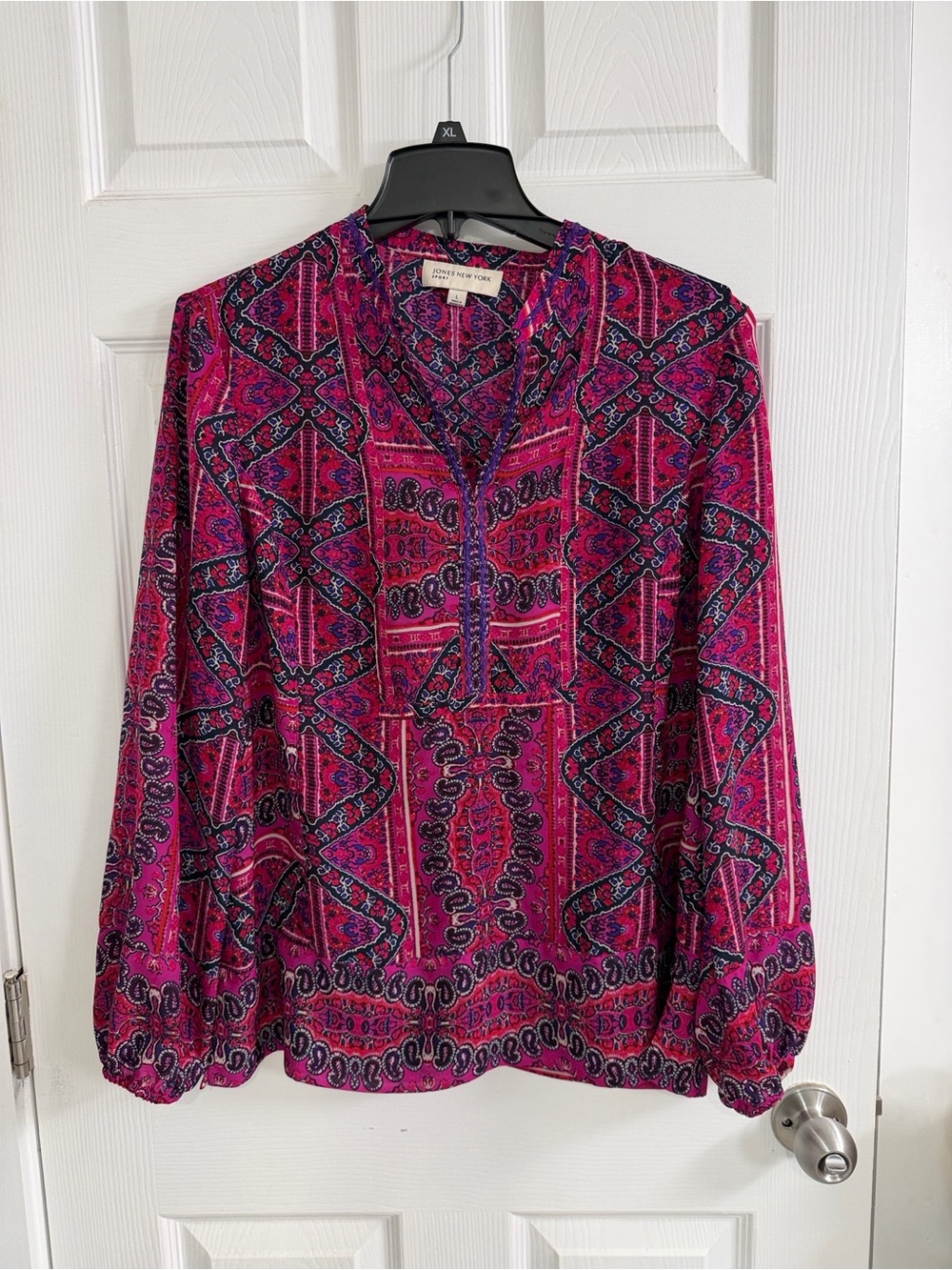 Jones New York Fuchsia Paisley Print V-Neck Blouse